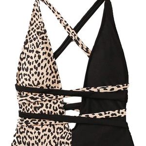 Sexy one piece leopard bathing suit